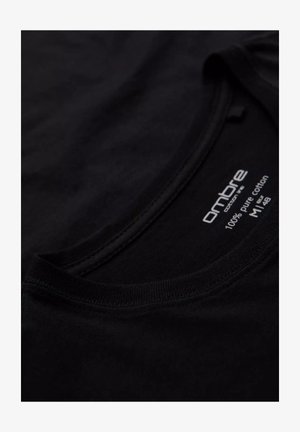 Schwarzes T-Shirt aus 100 % reinem Baumwolle, mit einem klassischen Rundhalsausschnitt und sichtbaren Nahtdetails. Das Etikett zeigt den Markennamen und die Größe.