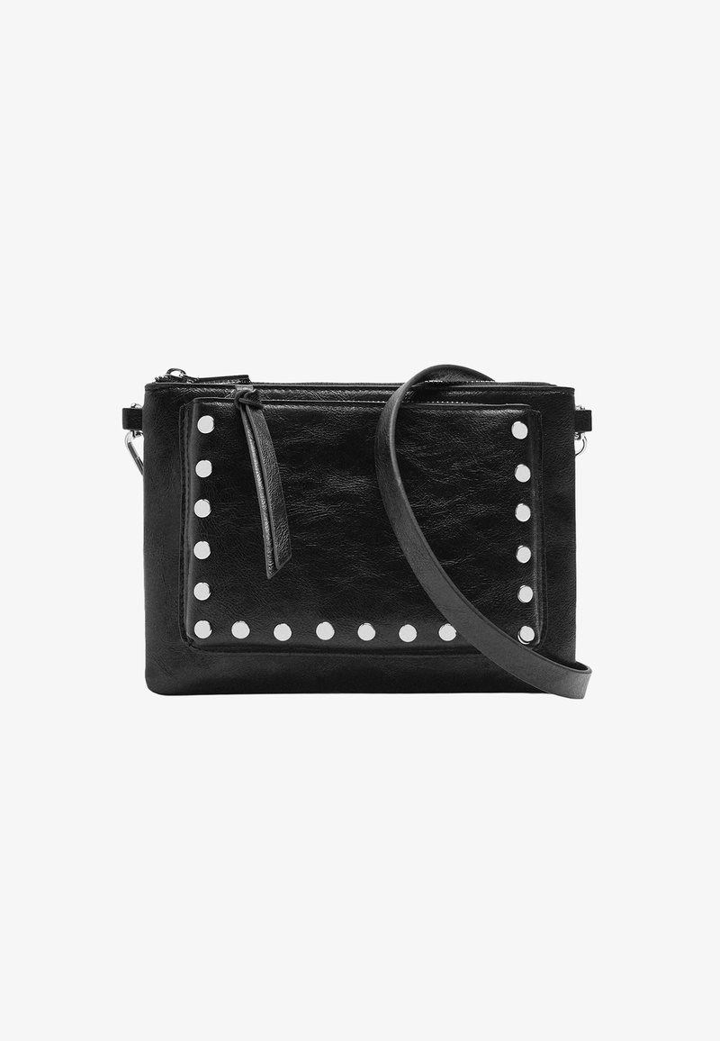 Czarna skórzana torebka w kształcie prostokąta, ozdobiona białymi okrągłymi ćwiekami wzdłuż brzegów oraz odczepianym paskiem na ramię.