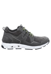 Graue Wildledersneaker mit grünen Schnürsenkeln, weißer Zwischensohle, strukturiertem Zungenbereich und schwarzem Gummi-Außensohle mit Belüftungslöchern und Nähdetails.