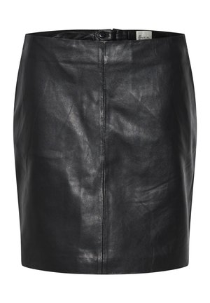 Jupe en cuir noir avec une texture lisse, taille haute et fermeture à bouton à l'avant. Présente une silhouette épurée et minimaliste. Sans motifs ni accents.