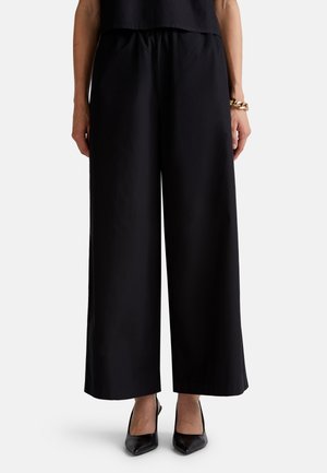 LIGHTWEIGHT WITH WIDE - Trousers - black