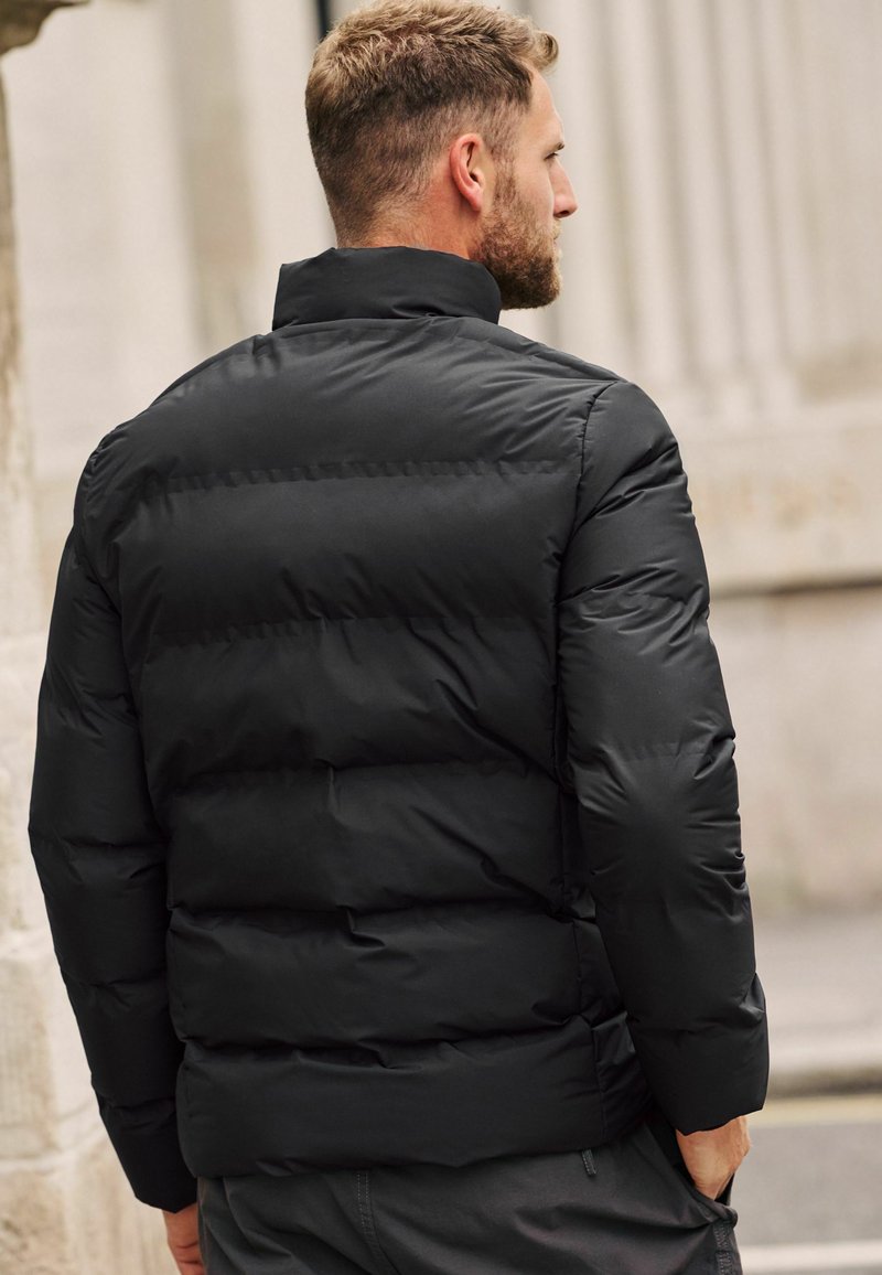 Next FUNNEL NECK - Talvejope - black