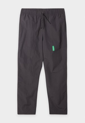 District Vision, TUSSAR PANTS - Pantalon classique - shale