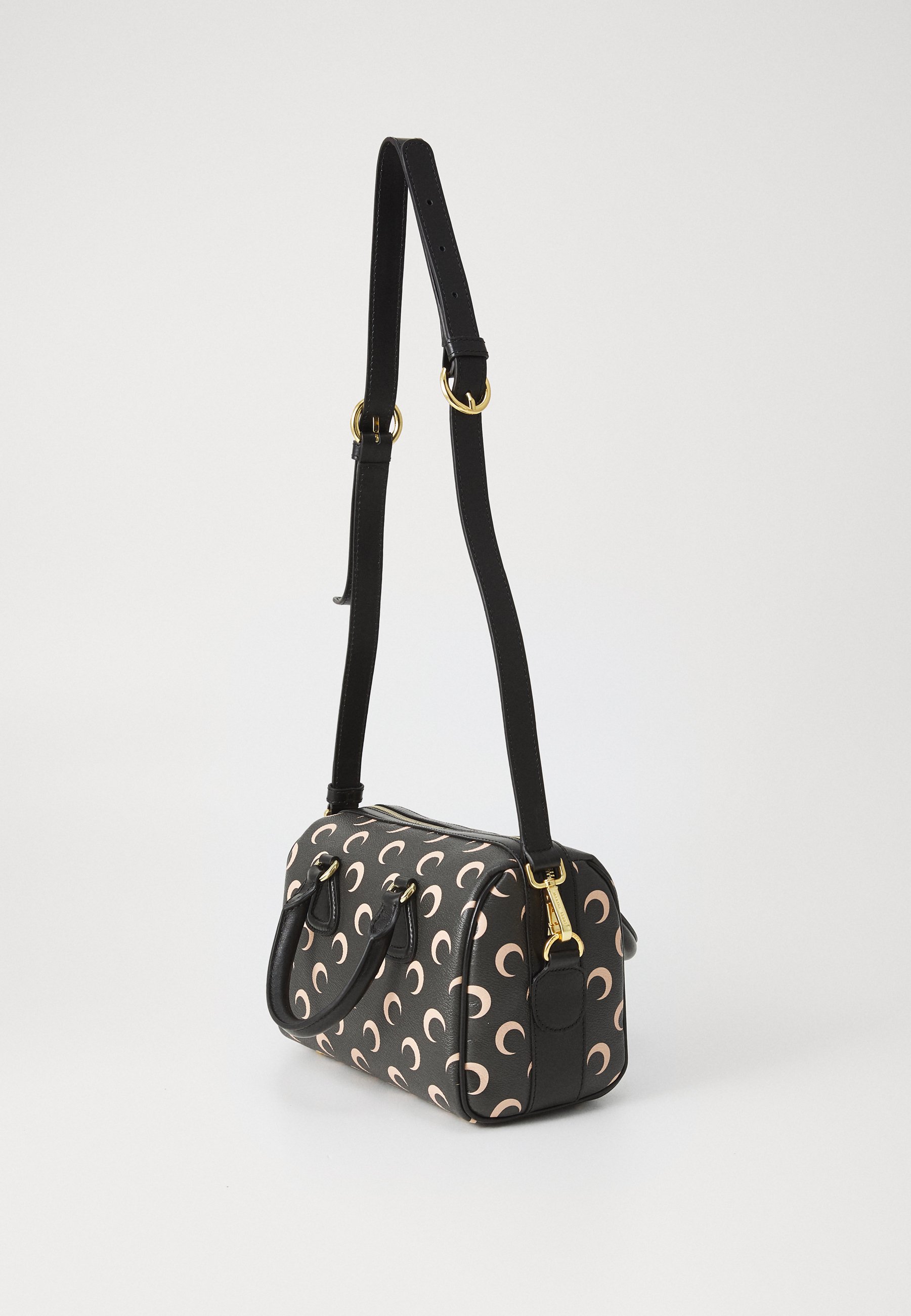 【MARINE SERRE】日本未入荷 Moon Strike バッグ Moon Airbrushed Leather Strike • Marine Serre