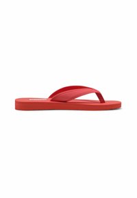 Infradito rossa in gomma, con suola piatta e design della fascia a forma di Y con una superficie liscia. Branding minimale sulla soletta.