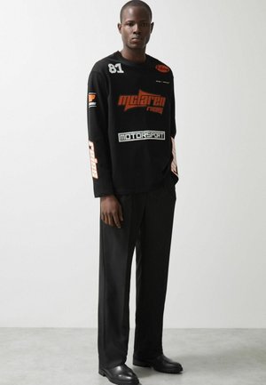 Camiseta de manga larga - black