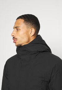 Houdini FALL IN - Parka - true black