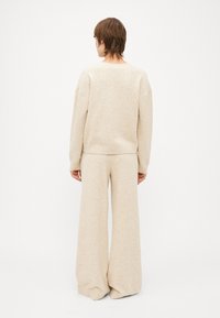 Tommy Hilfiger CARDIGAN - Pidžaama ülemine osa - heathered oat