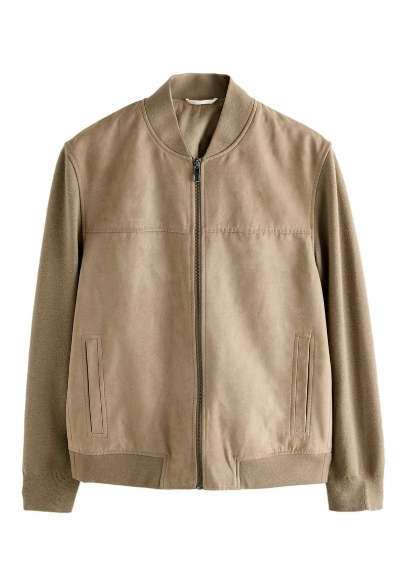 Bomberjakke i beige ruskind med strikkede ærmer. Har en frontlynlås, sidelommer og en ribbet krave og nederste kant.