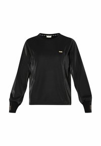 T-shirt noir à manches longues col rond avec un logo doré subtil sur la poitrine et un texte doré sur les manches, tissu lisse et brillant, coupe ajustée.