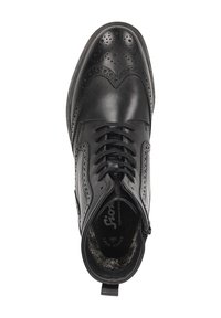 Stivale brogue in pelle nera con perforazioni intricate, punta tonda, design con lacci e un'imbottitura interna textured.