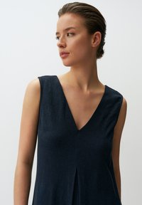 Jimmy Key LOOSE FIT LINEN JUMPSUIT - Jumpsuit - dark blue