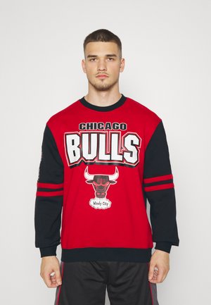 Mitchell & Ness NBA CHICAGO BULLS ALL OVER CREW 2.0 - Sudadera - scarlet