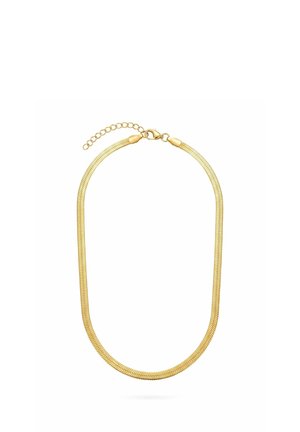 Collier chaîne serpent plate en or avec fermoir mousqueton et chaîne d'extension réglable sur fond blanc.