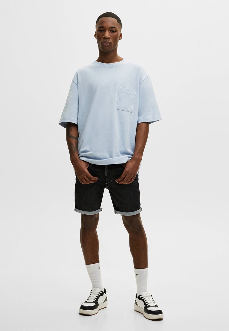 Herren Skinny Fit | PULL&BEAR BASIC Jeans Shorts mottled dark grey/dunkelgrau-meliert - GH90799 Herren Skinny Fit | PULL&BEAR BASIC Jeans Shorts mottled dark grey/dunkelgrau-meliert - GH90799