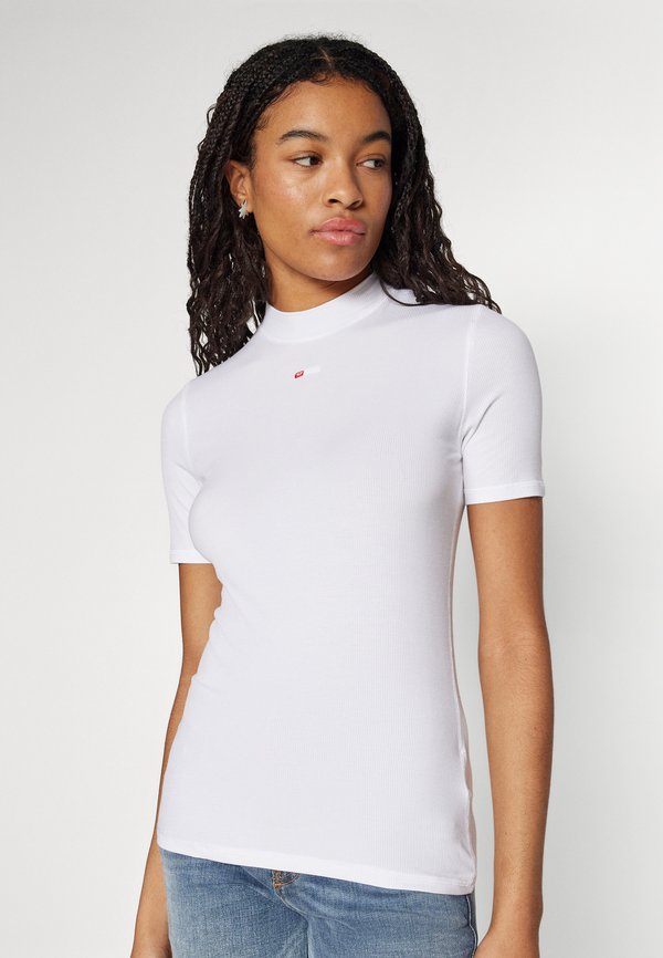 MOKKY  - Basic T-shirt4