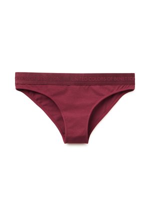 Bordowe bawełniane majtki bikini z logo zawierającym napis "UNITED COLORS OF BENETTON" wzdłuż pasa; gładka tekstura i minimalistyczny design.