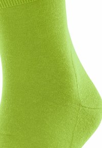 FALKE UNISEX CUSHIONING - Socken - leaf green