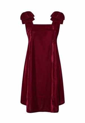 Burgunderfarbenes Samtkleid mit quadratischem Ausschnitt, kurzen, geschichteten Ärmeln und lockerer A-Linie. Glatte Textur mit leichtem Glanz.