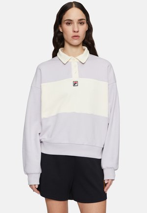 Lila pullover sweatshirt met witte horizontale baan, kraag en logo in het midden. De stof lijkt zacht met een ontspannen pasvorm en geribde manchetten.