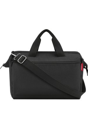 Borsa a tracolla nera in tessuto con doppio manico superiore, tracolla regolabile, scomparti con cerniera e un piccolo logo rosso sul lato.