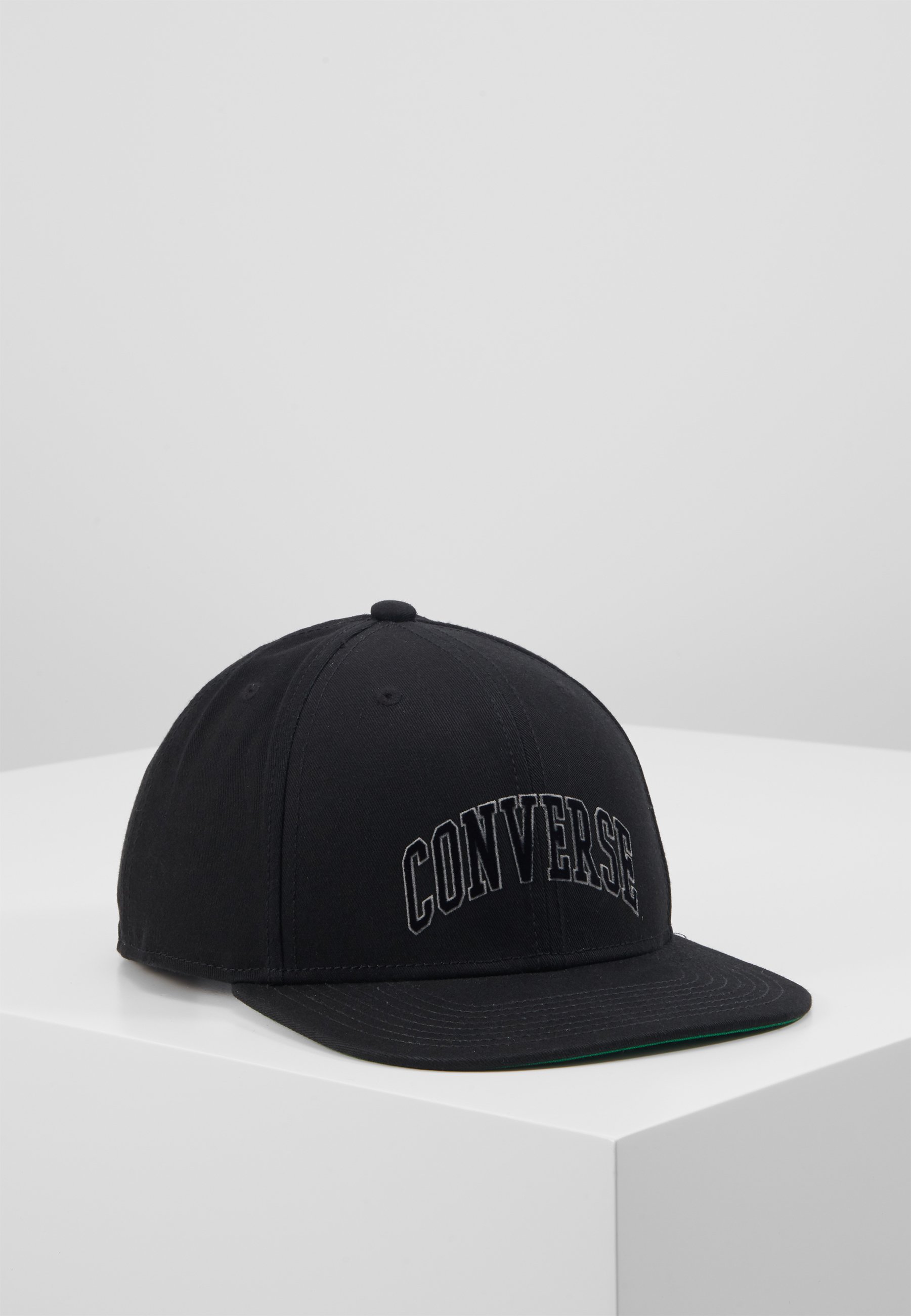 casquette varsity