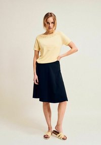 Ei valittu, lt yellow