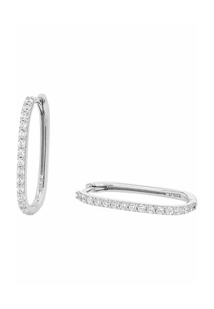 Boucles d'oreilles en argent de forme rectangulaire avec une rangée de petites pierres précieuses rondes et transparentes sur le bord extérieur, marquées argent sterling 925.