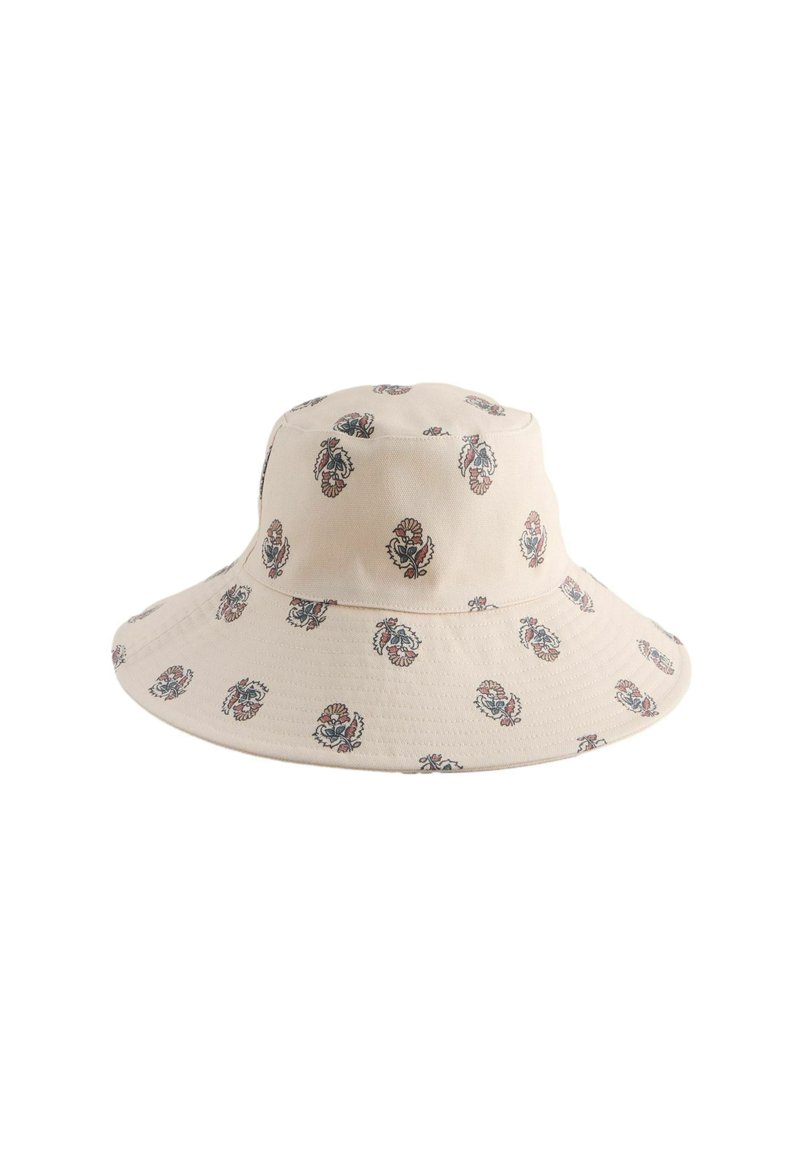 Chapeau bob beige à large bord, orné de petits motifs floraux rouges, bleus et noirs.