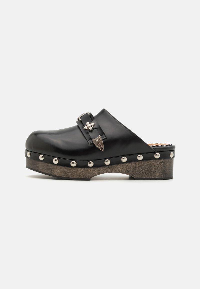Toga Clogs - black