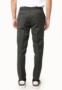 Drudd Italia D-GOLDES - Trousers - military-green