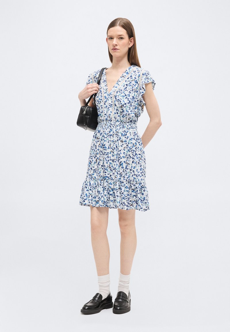 hope walz blue dress There's Always Hope Navy Floral Dress – Shop the Mint