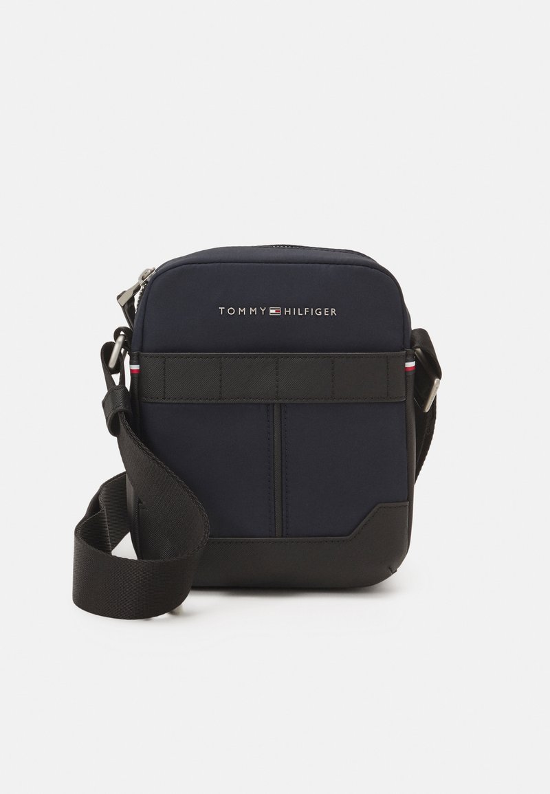 Tommy Hilfiger ELEVATED MINI UNISEX REPORTER Across body bag Space