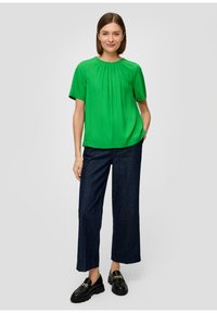 s.Oliver BLACK LABEL SCHIMMERNDEM - Bluse - grün