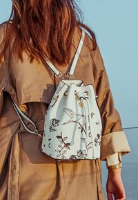 Victoria Hyde COVENT GARDEN - Kabelka - White