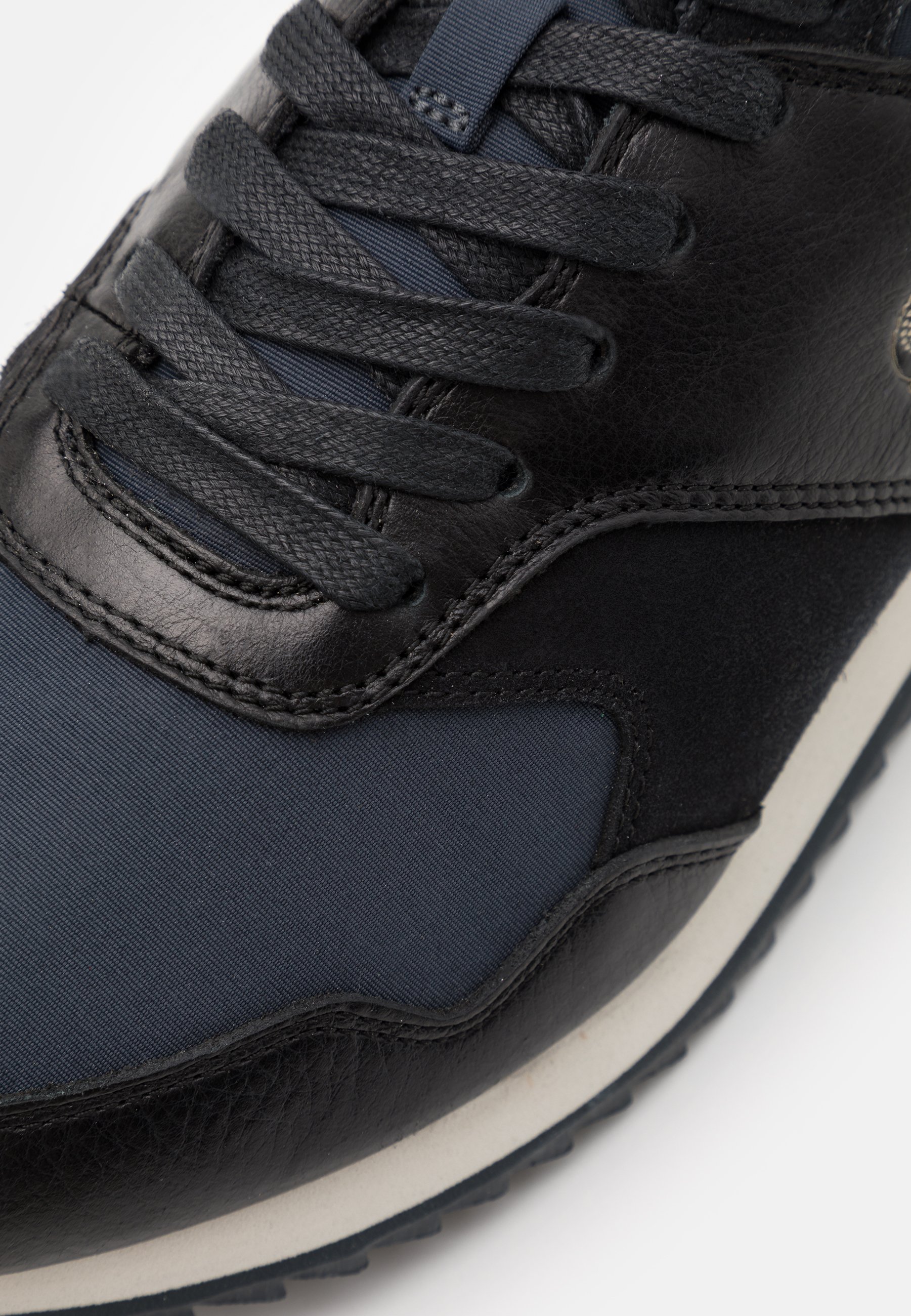 aesthet luxe lacoste