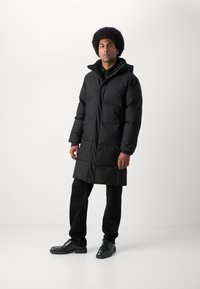 Lindbergh COAT - Ziemas mētelis - black