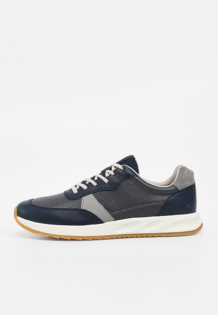 Sneaker low