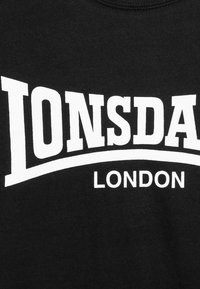 Lonsdale CARTMEL - Triko s potiskem - black