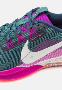 Nike Performance REACTX PEGASUS 5 - Zapatillas de trail running - armory navy/phantom/vivid grape/green frost/hot punch