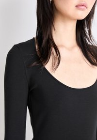 BOSS ECETA - Topper langermet - black