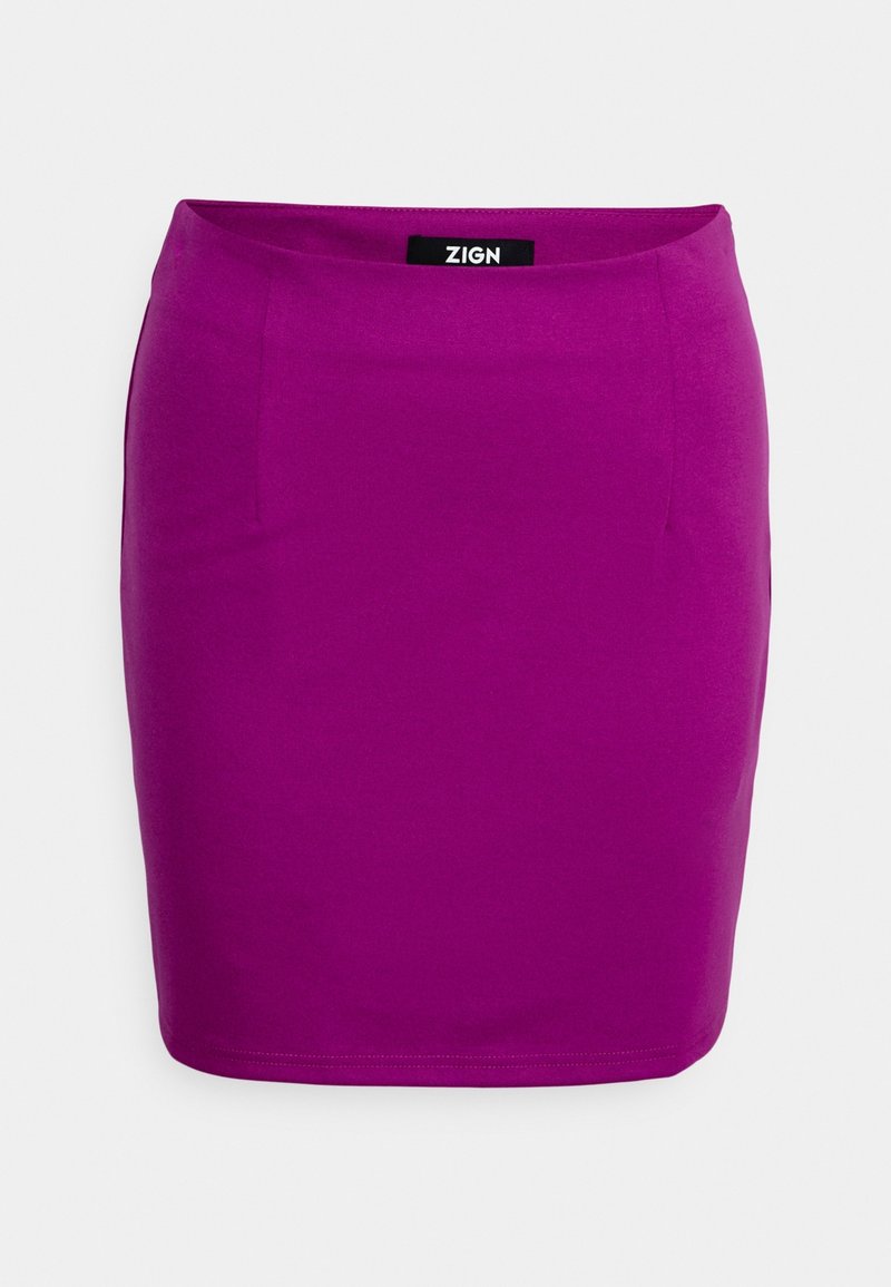 Jupe crayon moulante violette taille haute avec étiquette de marque ZIGN à l'intérieur de la ceinture, présentée sur un fond blanc uni.