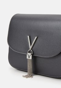 Valentino Bags DIVINA  - Handtas - cannafucil