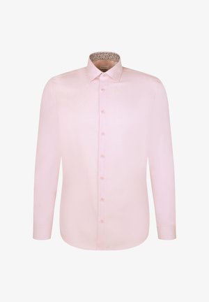 Lichtroze langetermijnshirt met knopen aan de voorkant, met een contrasterende gegrafieerde kraag en manchetten, gemaakt van gladde stof.