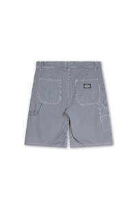 Menns stripete shorts i marineblått og hvitt. Har to baklommer og knappelukking. Laget av et holdbart, lett stoff.