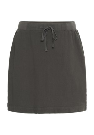 Fustă gri închis cu un brâu din șnur, fabrică ușoară, până la genunchi, fără modele sau accente vizibile. Design simplu și practic.