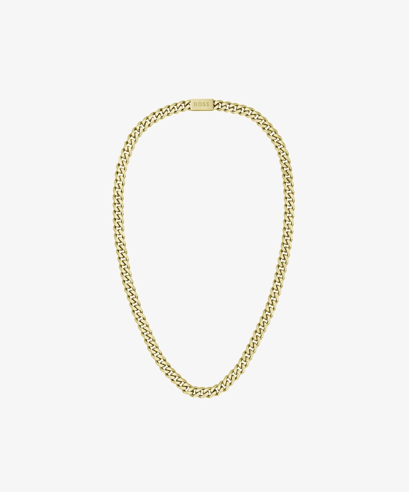 Kuldne metallketiga kaelakee, millel on omavahel seotud lingid ning millel on brändi nime "BOSS" graveeritud ristkülikukujuline ripats.