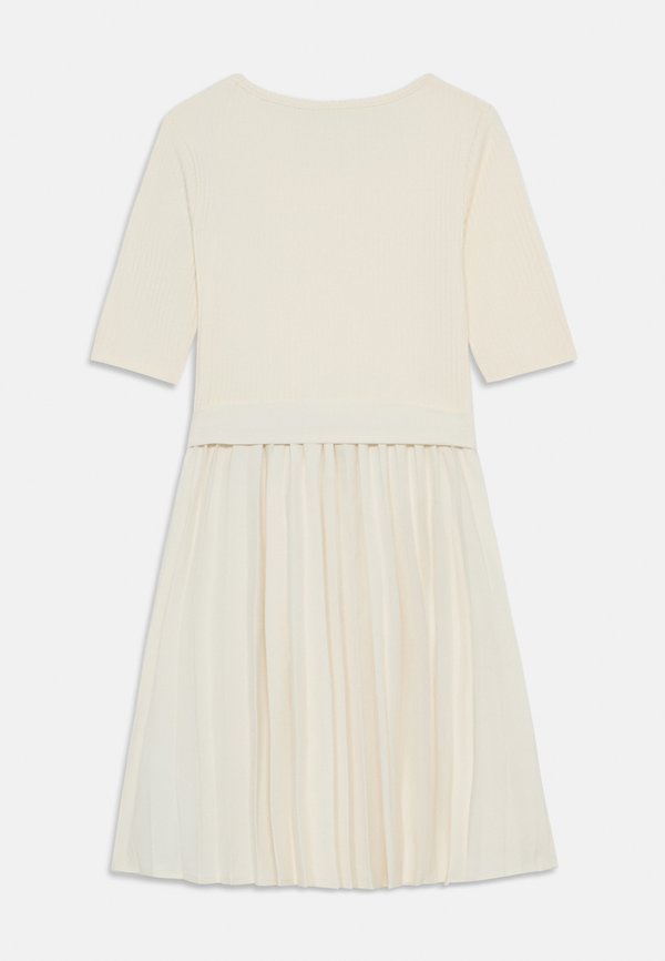 PLEATED - Day dress3