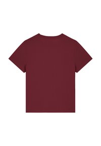 Bordeaux katoenen t-shirt met een ronde hals en korte mouwen, met een effen ontwerp en een gladde textuur. Achteraanzicht alleen.