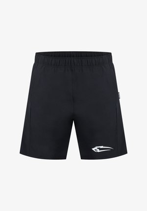 Zwarte sport korte broek met een elastische tailleband, twee zijzakken en een wit logo op de onderste linker voorkant. Glad stofoppervlak.